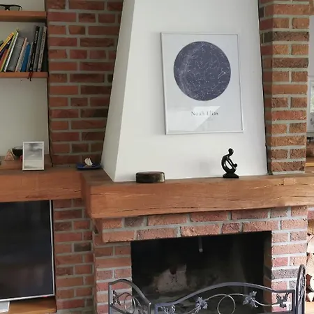 Sehr Schoene, Grosse Und Zentral Gelegene