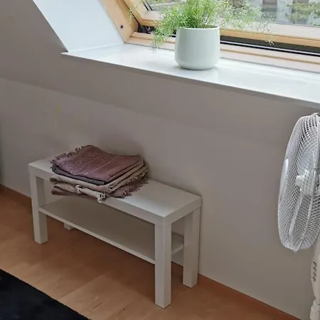 Apartment Sehr Schoene, Grosse Und Zentral Gelegene *