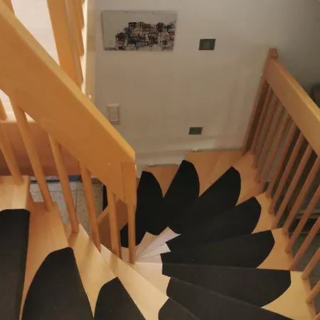 Sehr Schoene, Grosse Und Zentral Gelegene شقة أهلن