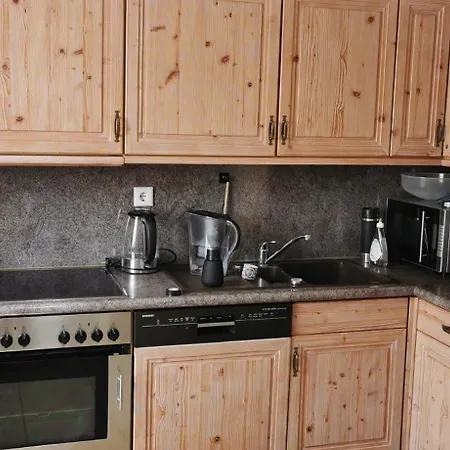 Sehr Schoene, Grosse Und Zentral Gelegene *