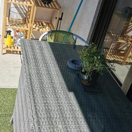 Sehr Schoene, Grosse Und Zentral Gelegene *