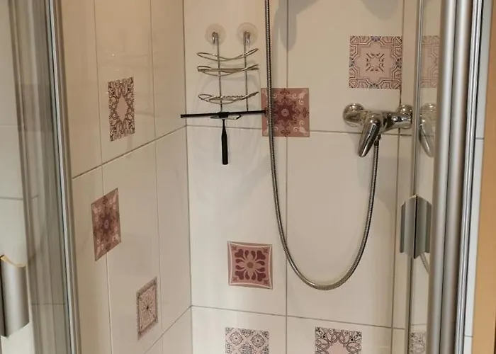 Apartament Sehr Schoene, Grosse Und Zentral Gelegene