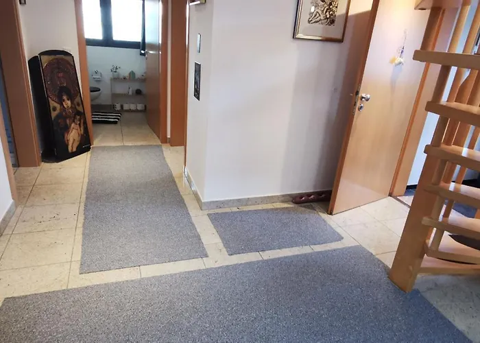 Apartament Sehr Schoene, Grosse Und Zentral Gelegene