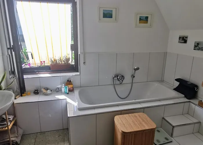 Sehr Schoene, Grosse Und Zentral Gelegene Apartament *