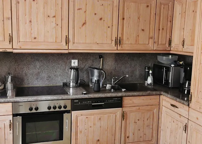 Sehr Schoene, Grosse Und Zentral Gelegene *